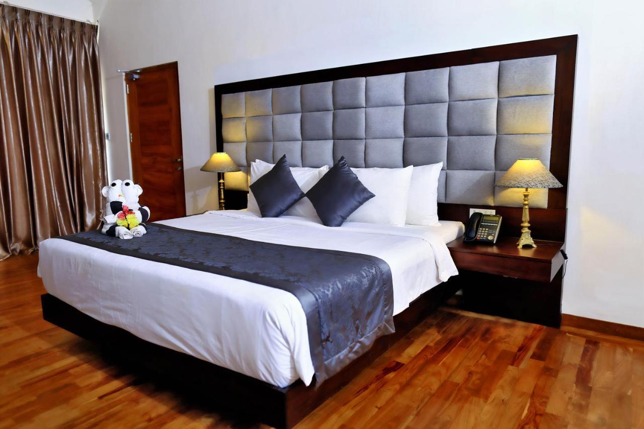 Amaranthe Bay Resort & Spa Trincomalee Exterior foto