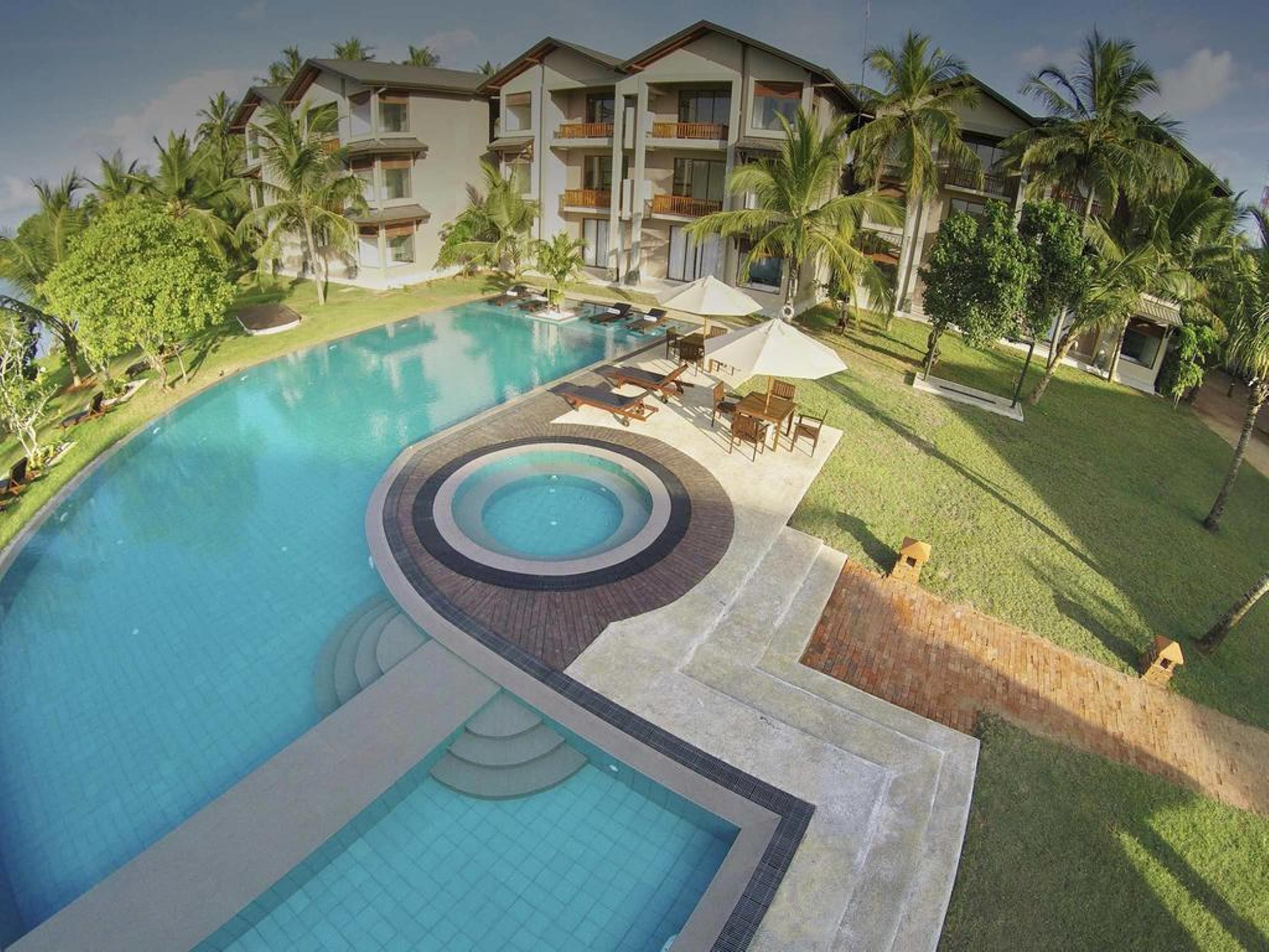 Amaranthe Bay Resort & Spa Trincomalee Exterior foto