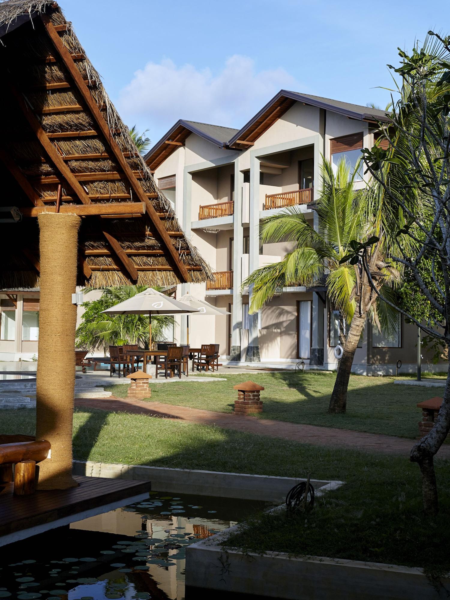 Amaranthe Bay Resort & Spa Trincomalee Exterior foto