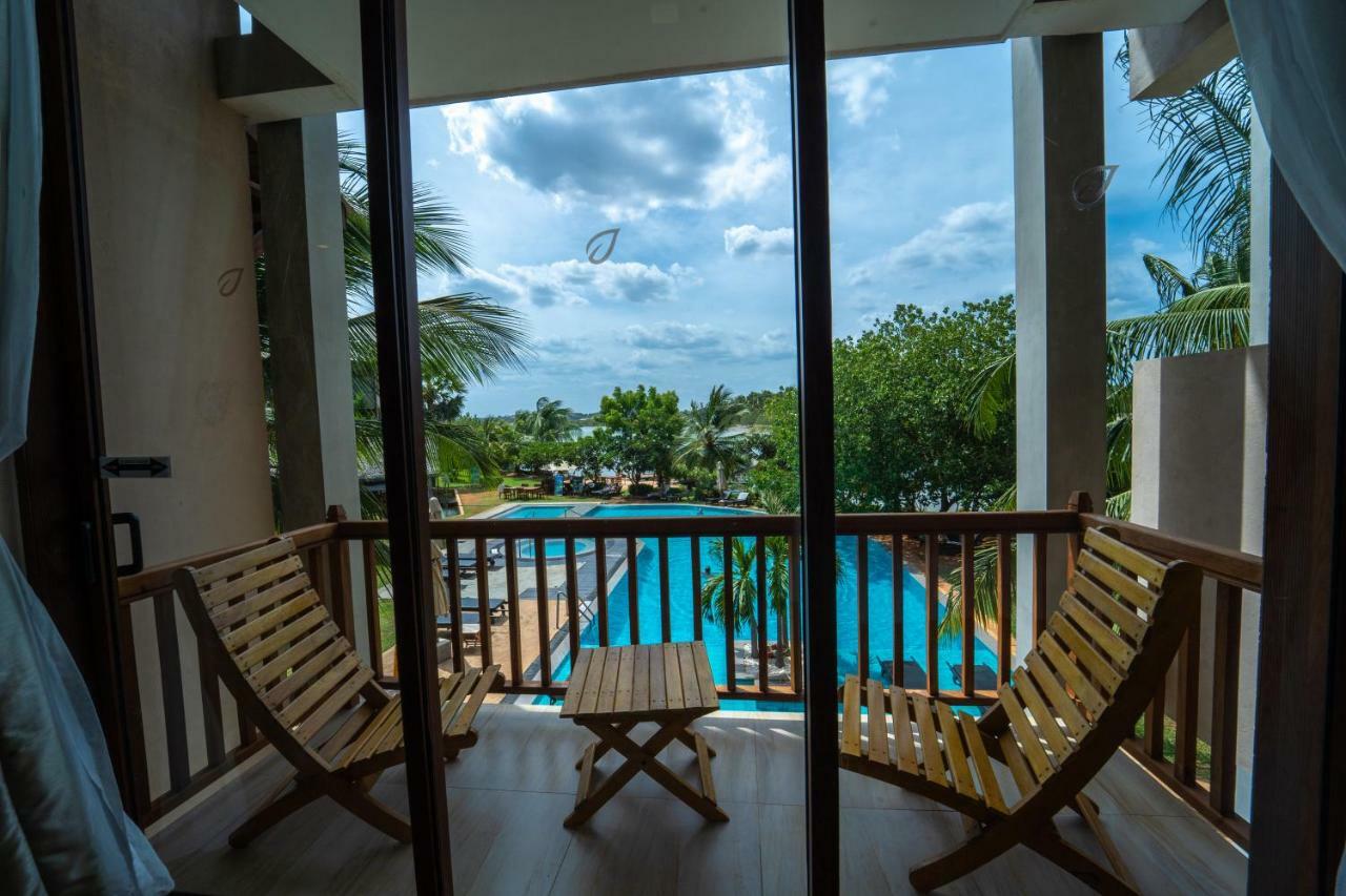 Amaranthe Bay Resort & Spa Trincomalee Exterior foto